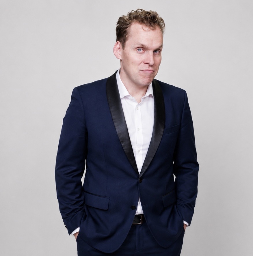 Dave Johnson of Pink Tie Magic